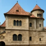 altneu synagogue prague